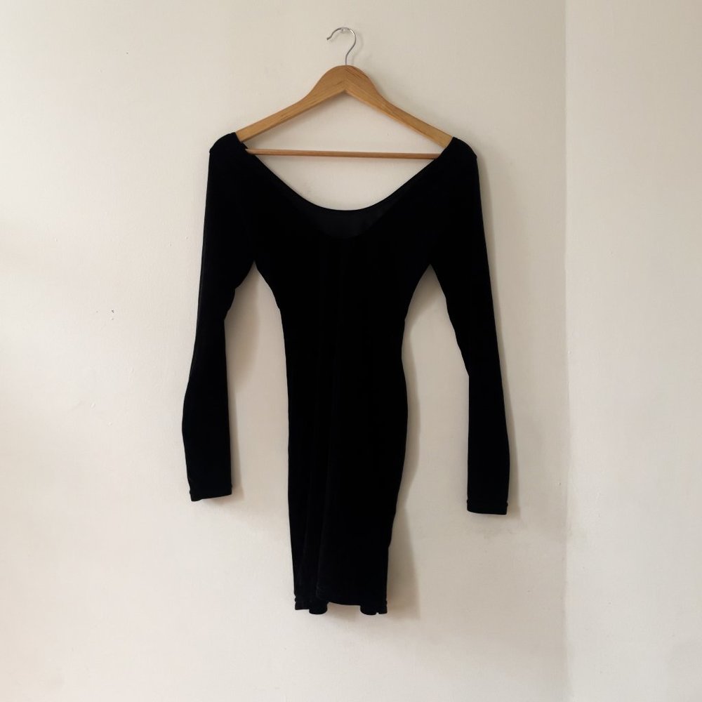 AMERICA APPAREL BLACK VELVET FITTED MINI DRESS